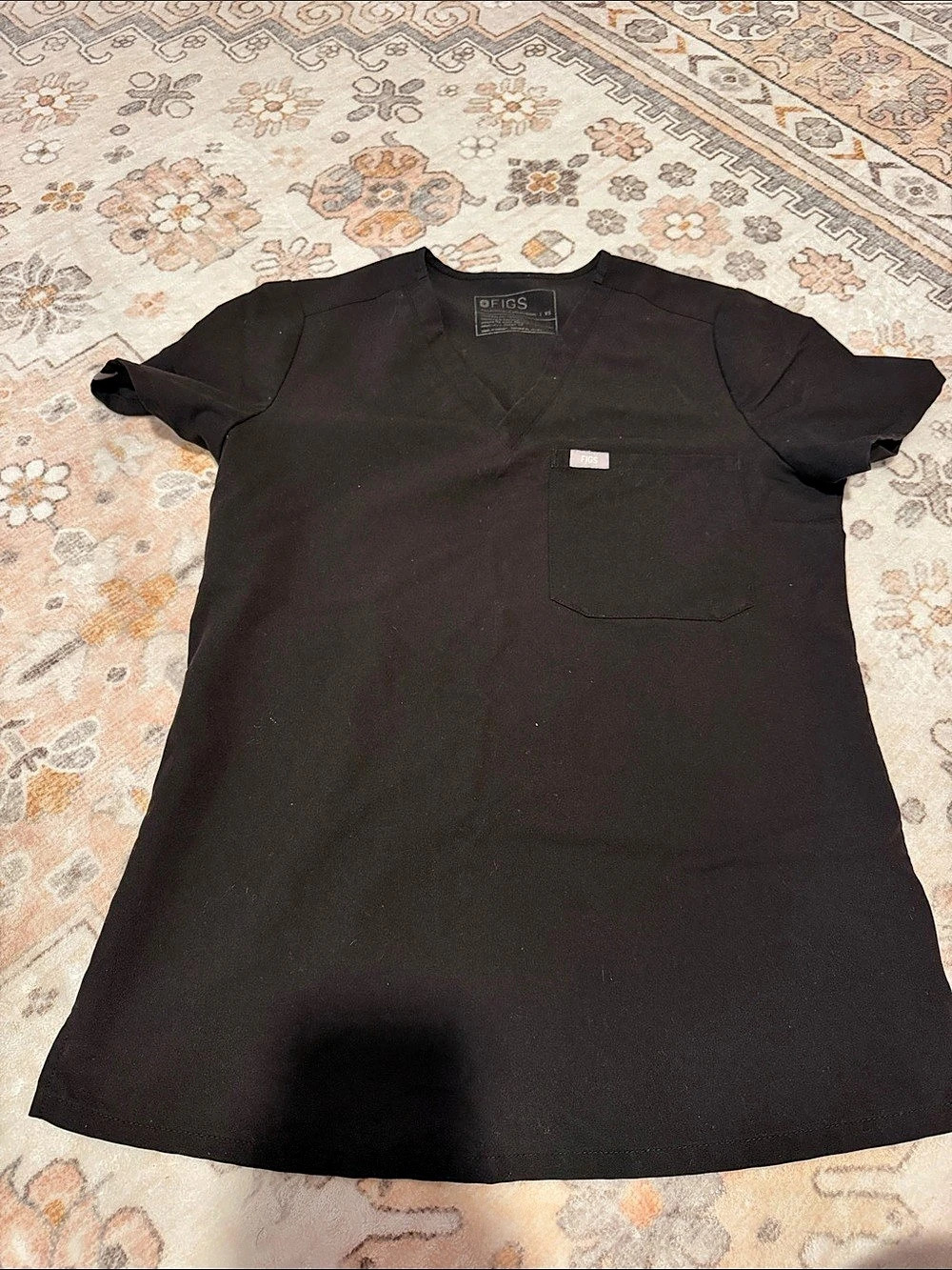 FIGS Catrina Three-Pocket Scrub Top & high waisted jogger Scrub pants  Set